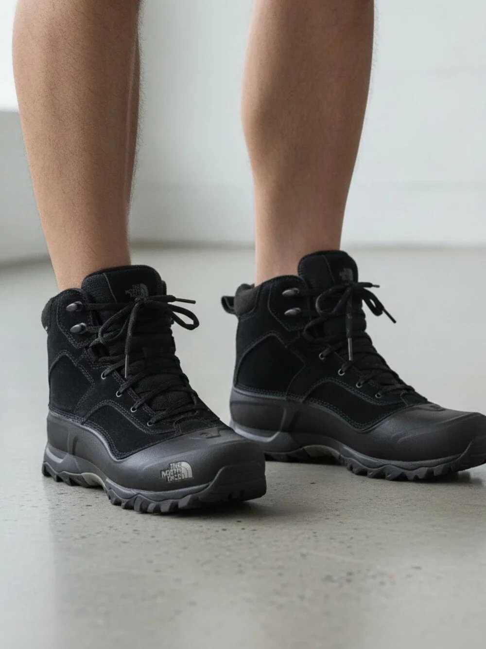 The North Face Black Suede Snow Boots | Men’s US 10